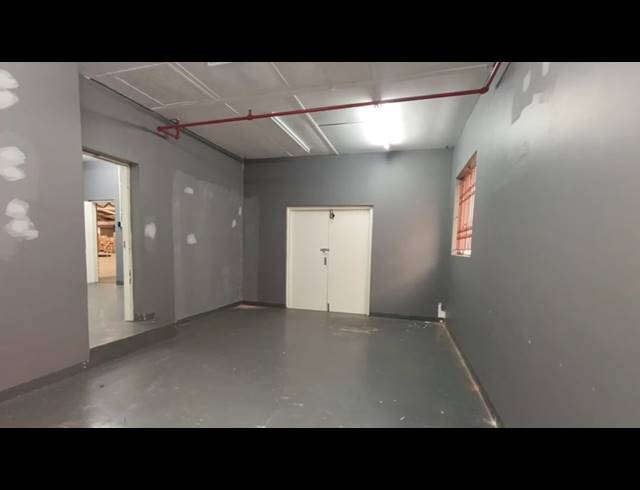 4,527M² WAREHOUSE FOR SALE IN NEW GERMANY